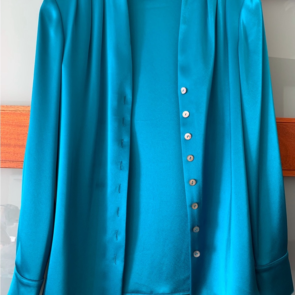 St. John Couture Turquoise Button-Front Blouse – Size 4